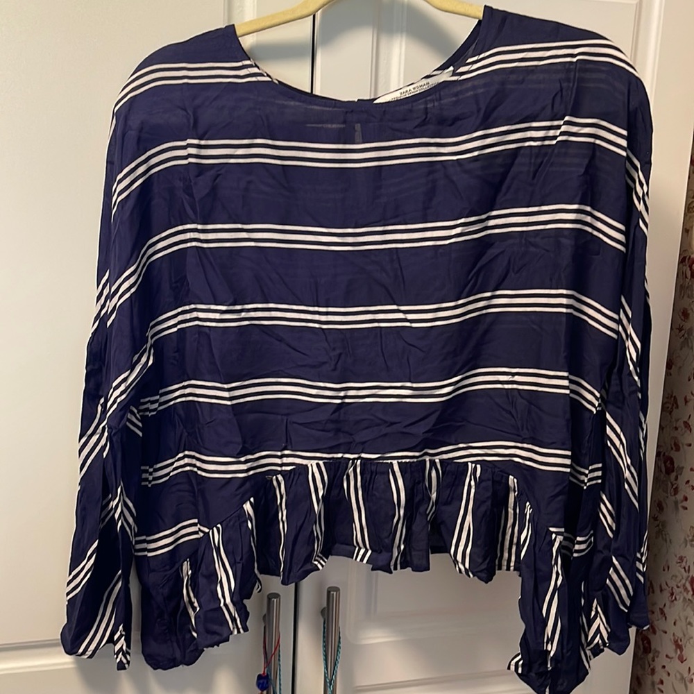 Beautiful Zara navy and white top size medium